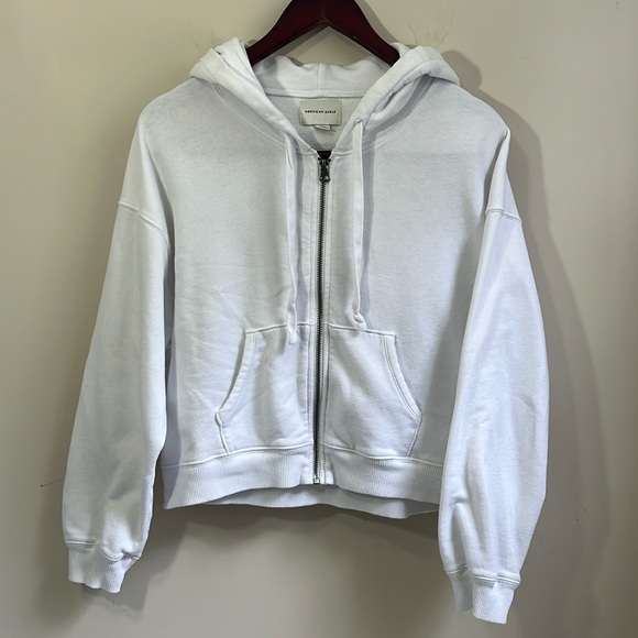American Eagle Outfitters Tops - American Eagle Women’s Cropped Zip Up Hoodie Size Medium